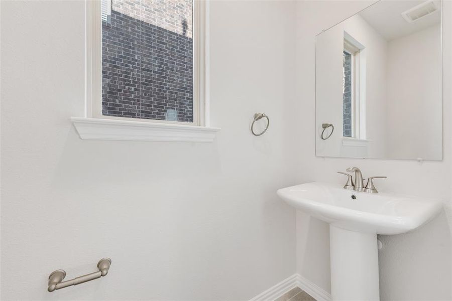 Image 33 of a home in Walden Pond.