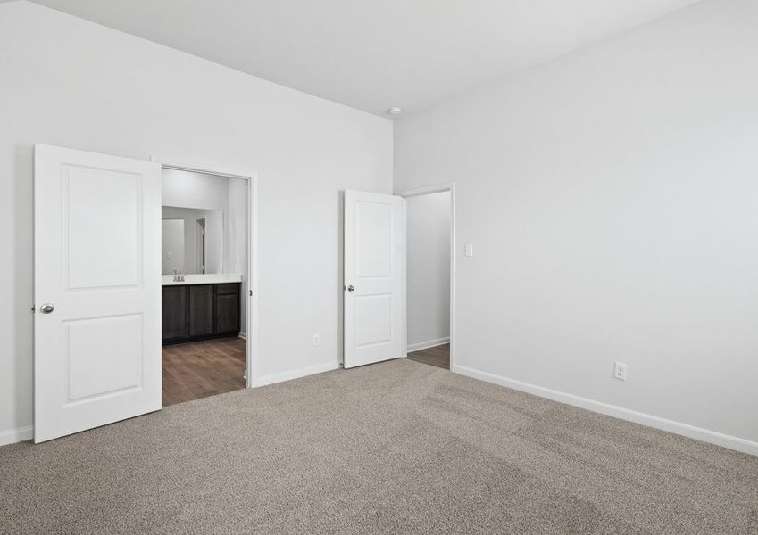 The master suite has a large bedroom, ensuite bathroom and a walk-in closet. The master suite has a large bedroom, ensuite bathroom and a walk-in closet.