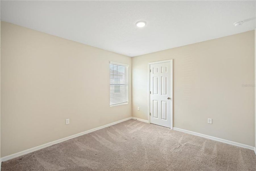 Spacious, unfurnished interior of a new home in Crosswind Point, Parrish (Image 17). Spacious, unfurnished interior of a new home in Crosswind Point, Parrish (Image 17).