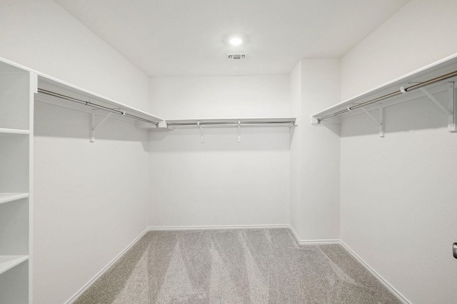 Spacious, unfurnished interior of a new home in Salerno - Classic Collection, Round Rock (Image 14). Spacious, unfurnished interior of a new home in Salerno - Classic Collection, Round Rock (Image 14).