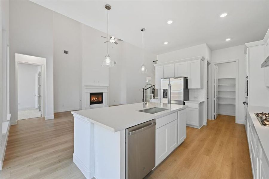 1512 Victory Terrace ~ Ready Now