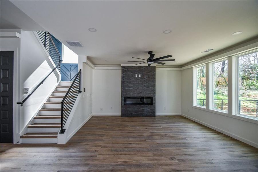 Spacious, unfurnished interior of a new home in , Atlanta (Image 20).