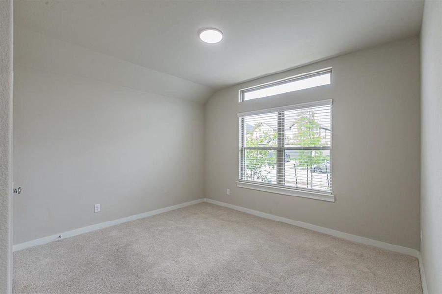 Spacious, unfurnished interior of a new home in Elevon, Lavon (Image 21).