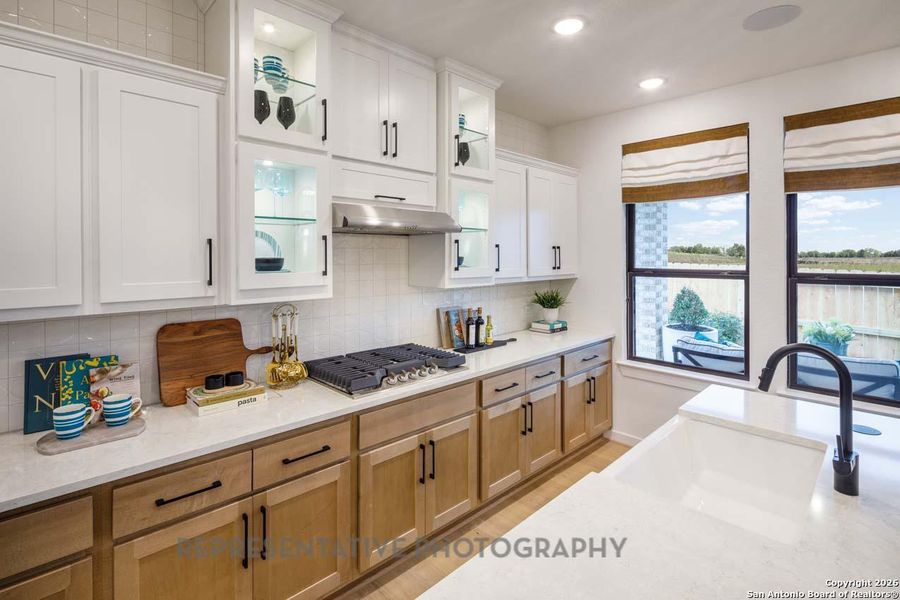Furnished interior view inside a new home in Meyer Ranch, New Braunfels (Image 7).