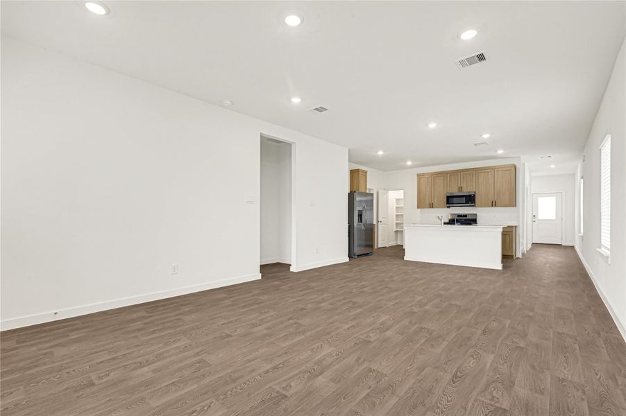 Spacious, unfurnished interior of a new home in Emberly, Beasley (Image 20).