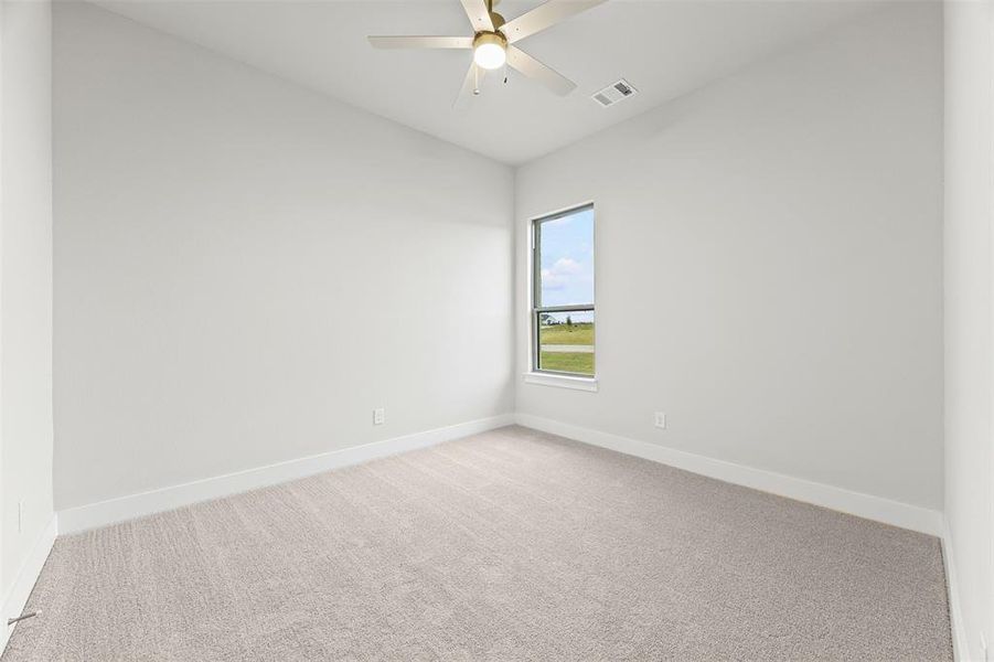 Spacious, unfurnished interior of a new home in Tuscan Estates (1 Acre Lots), Waxahachie (Image 26). Spacious, unfurnished interior of a new home in Tuscan Estates (1 Acre Lots), Waxahachie (Image 26).