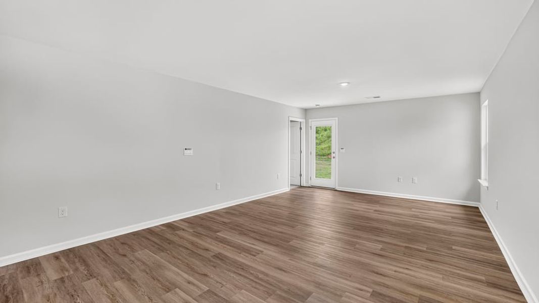 Spacious, unfurnished interior of a new home in Tyger Pines, Moore (Image 29).