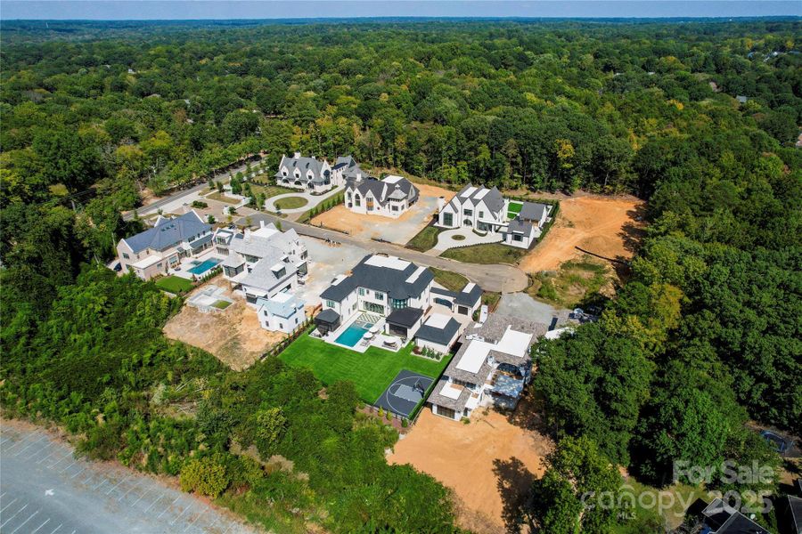 Image 7 of a home in .