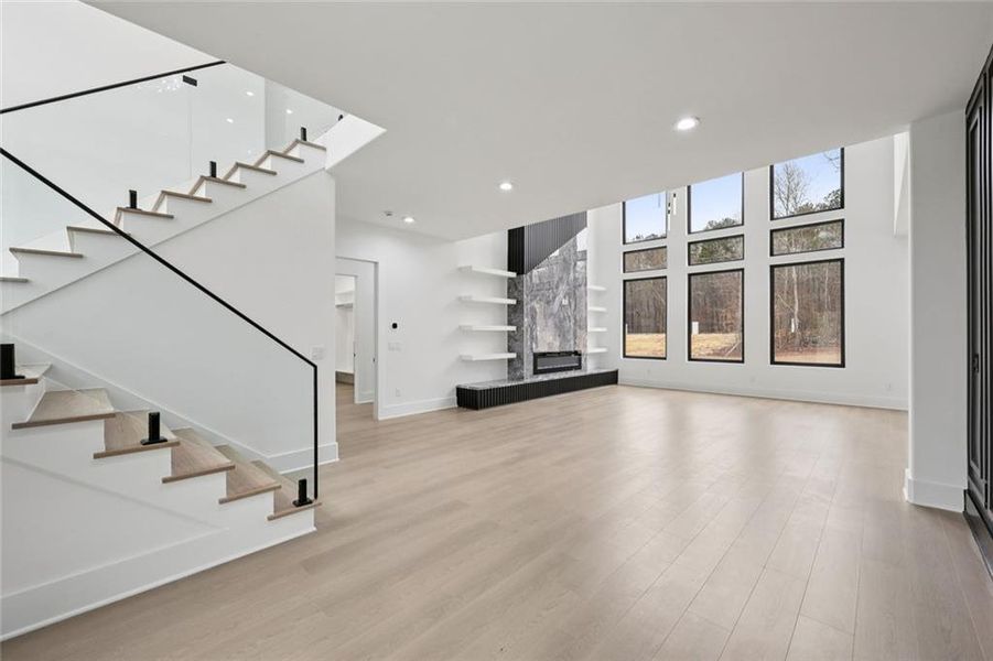 Spacious, unfurnished interior of a new home in , Auburn (Image 20).