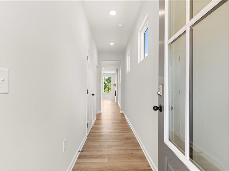 Spacious, unfurnished interior of a new home in Hemingway, Cumming (Image 10).