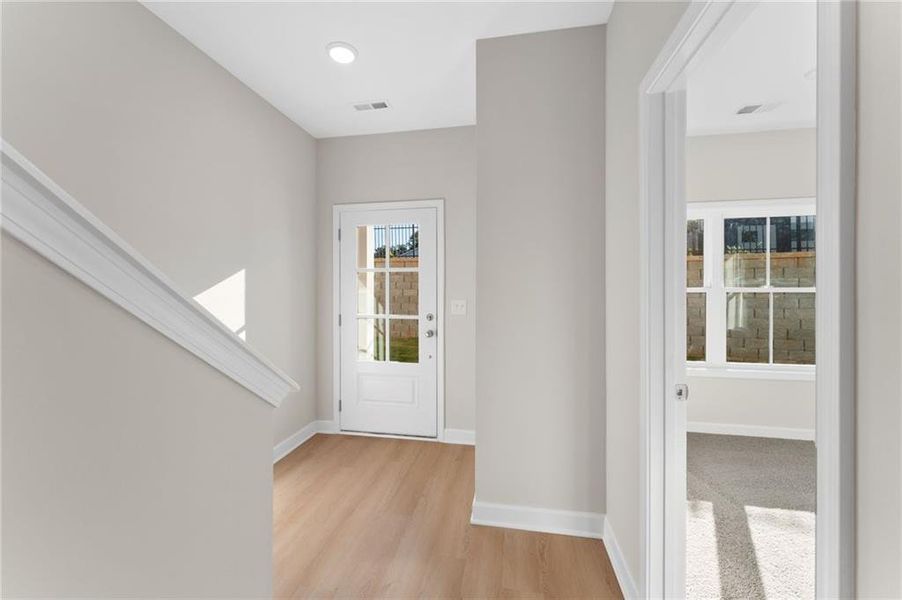 Spacious, unfurnished interior of a new home in East Park Village, Kennesaw (Image 20).