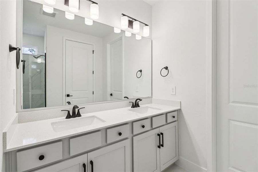 Furnished interior view inside a new home in Cyrene at Minneola, Minneola (Image 15).