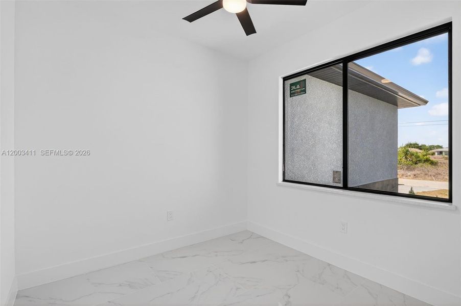 Spacious, unfurnished interior of a new home in , Lehigh Acres (Image 20).