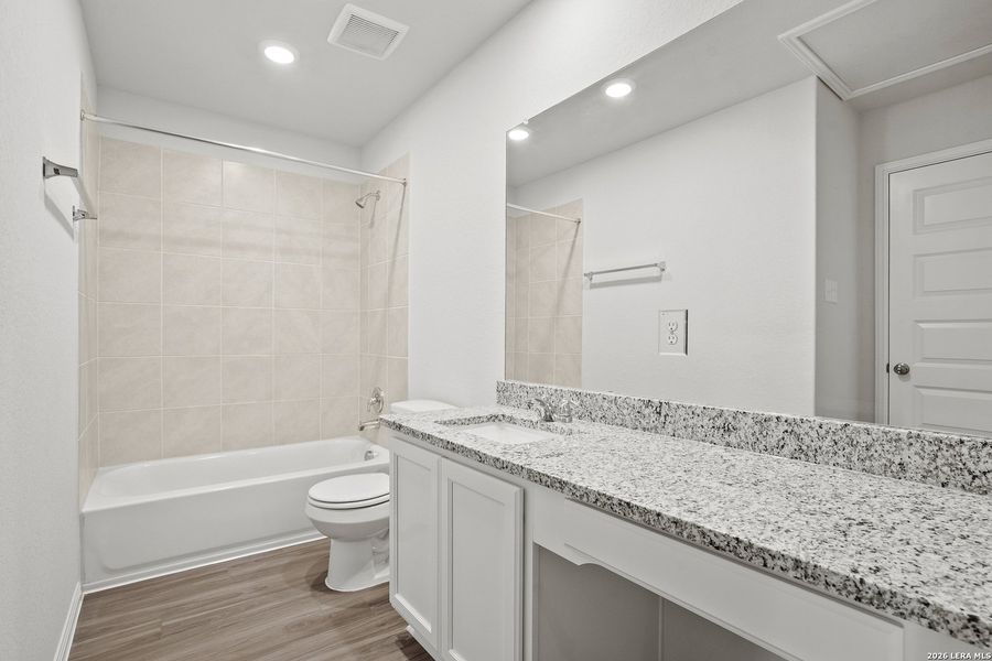 Furnished interior view inside a new home in Cinco Lakes, San Antonio (Image 10).