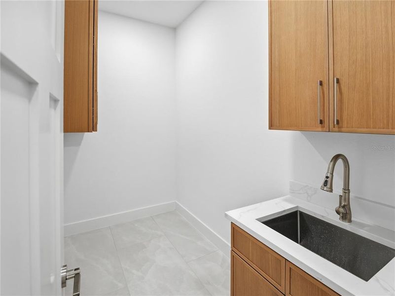 Close-up of interior finishes inside a home in , St. Cloud (Image 57).
