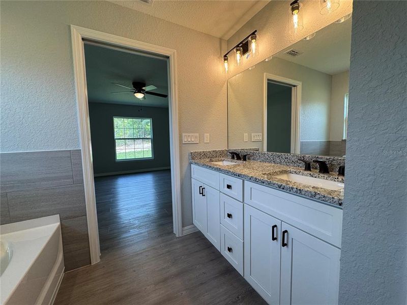 Furnished interior view inside a new home in , Ocala (Image 5).