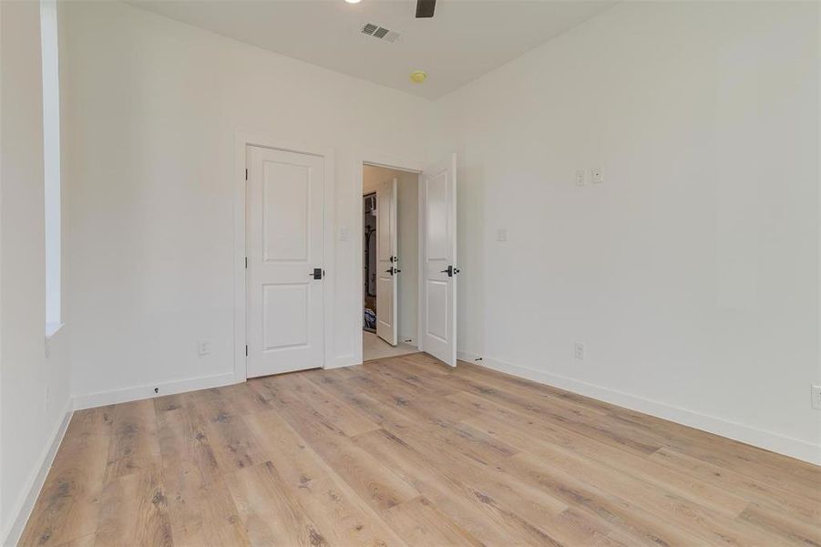 Spacious, unfurnished interior of a new home in , Fort Worth (Image 19). Spacious, unfurnished interior of a new home in , Fort Worth (Image 19).