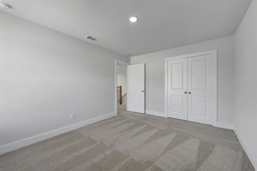 Spacious, unfurnished interior of a new home in Aster Park, McKinney (Image 34).