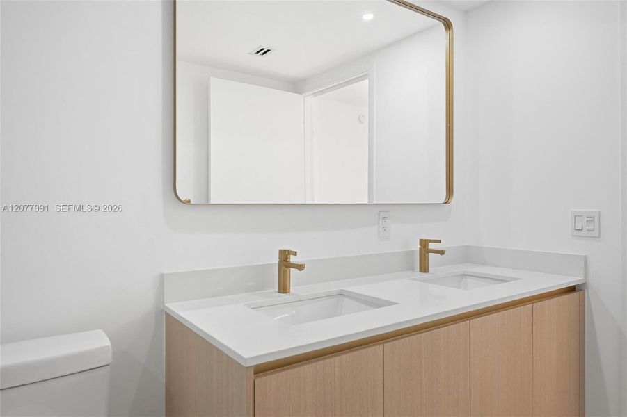 Image 49 of a home in .