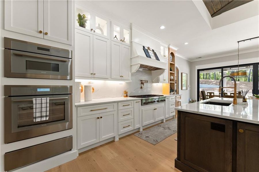 Furnished interior view inside a new home in , Jefferson (Image 55).