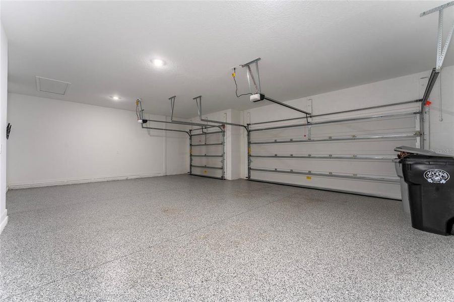 Spacious, unfurnished interior of a new home in , Apopka (Image 16).