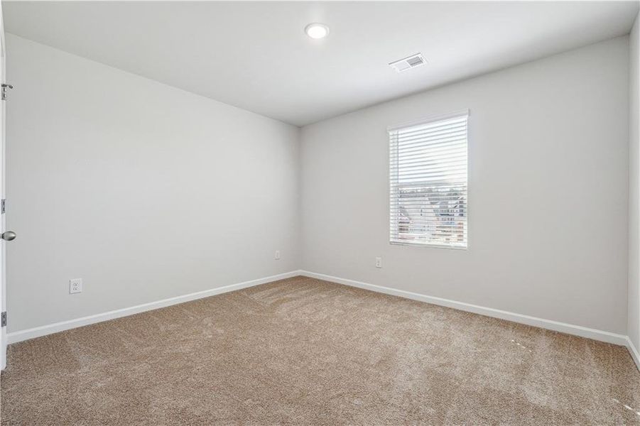 Spacious, unfurnished interior of a new home in Conner Springs, Social Circle (Image 23).