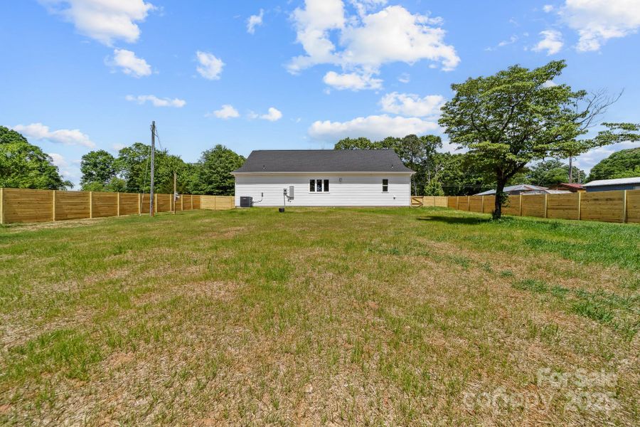 Front exterior of a new home in , Lincolnton, NC, highlighting curb appeal (Image 21). Front exterior of a new home in , Lincolnton, NC, highlighting curb appeal (Image 21).