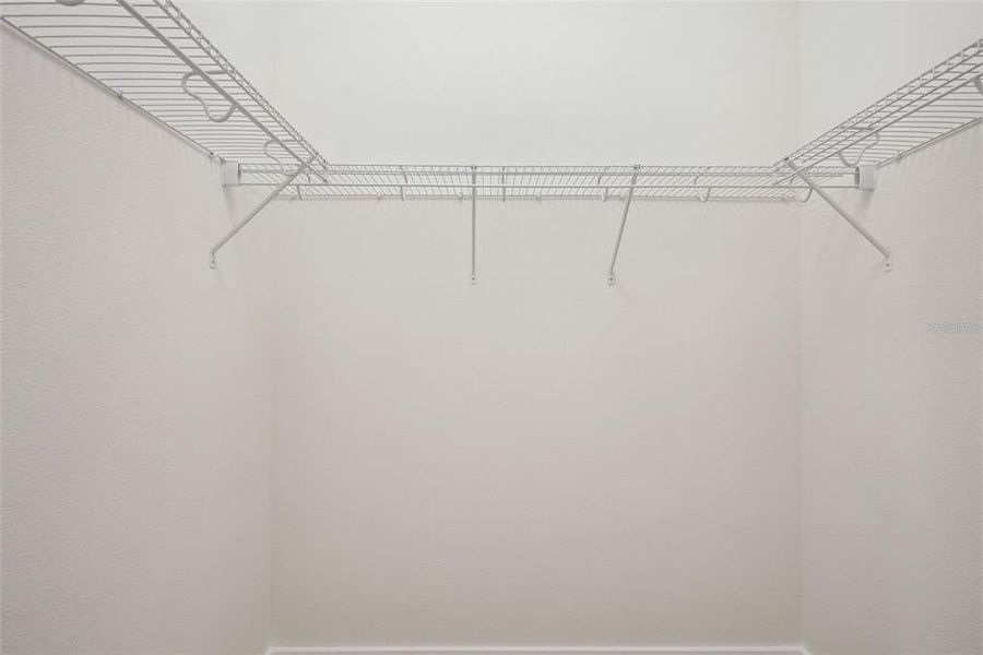 Spacious, unfurnished interior of a new home in , Apopka (Image 23).