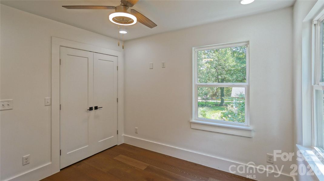 Spacious, unfurnished interior of a new home in , Charlotte (Image 19).