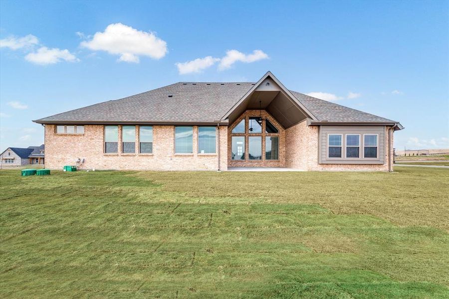 ALL PHOTOS ARE OF PREVIOUSLY BUILT CATHERIN FLOOR PLAN. FEATURES, WINDOWS AND COLORS WILL BE DIFFERENT IN THIS HOME