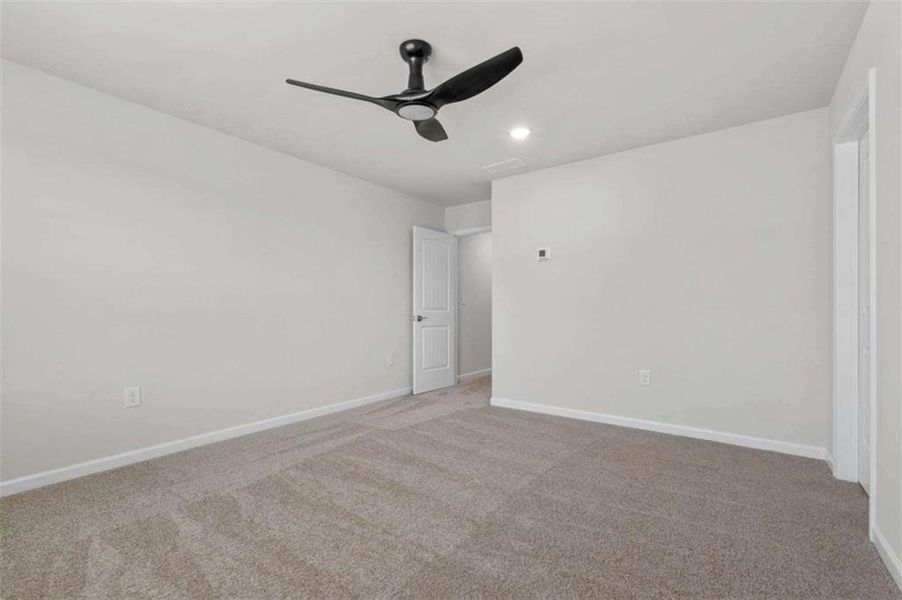 Spacious, unfurnished interior of a new home in Parkway James, Snellville (Image 18).