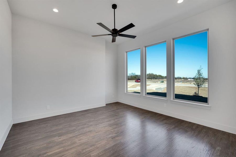 Spacious, unfurnished interior of a new home in , Midlothian (Image 25).