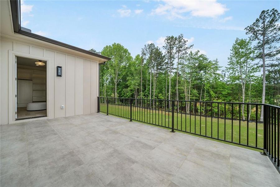 Exterior details and patio area of a home in , Lawrenceville (Image 27).