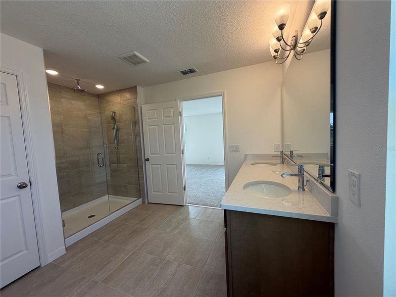 Furnished interior view inside a new home in , Deland (Image 7).
