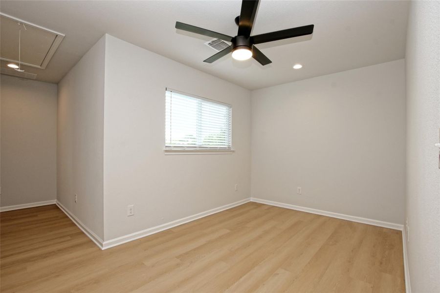 Spacious, unfurnished interior of a new home in , Round Rock (Image 19). Spacious, unfurnished interior of a new home in , Round Rock (Image 19).
