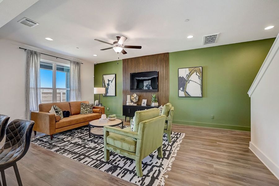 Representative furnished interior of a home built from the Comal by Pacesetter Homes in Avery Centre, Round Rock (Image 23).