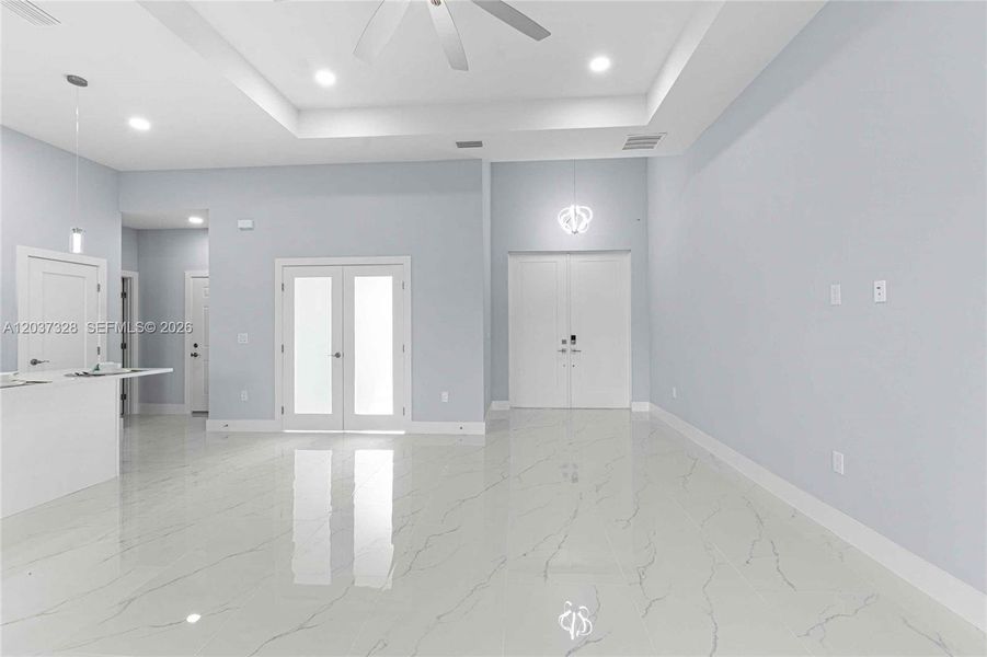 Spacious, unfurnished interior of a new home in , Lehigh Acres (Image 16).