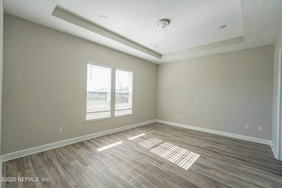 Spacious, unfurnished interior of a new home in , Palm Coast (Image 7).