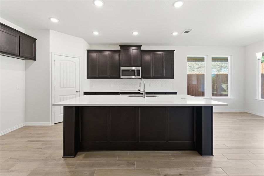 Furnished interior view inside a new home in Waterford Park, Weatherford (Image 12).