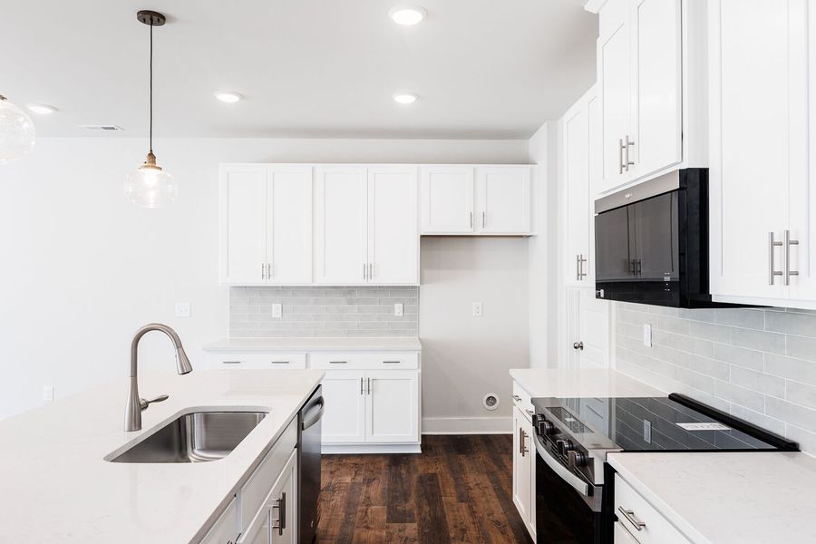 Furnished interior view inside a new home in Vaughan Farms, Angier (Image 6).