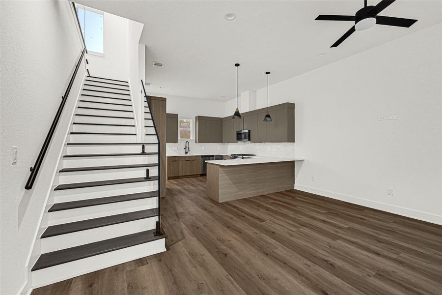 Spacious, unfurnished interior of a new home in , Houston (Image 17). Spacious, unfurnished interior of a new home in , Houston (Image 17).