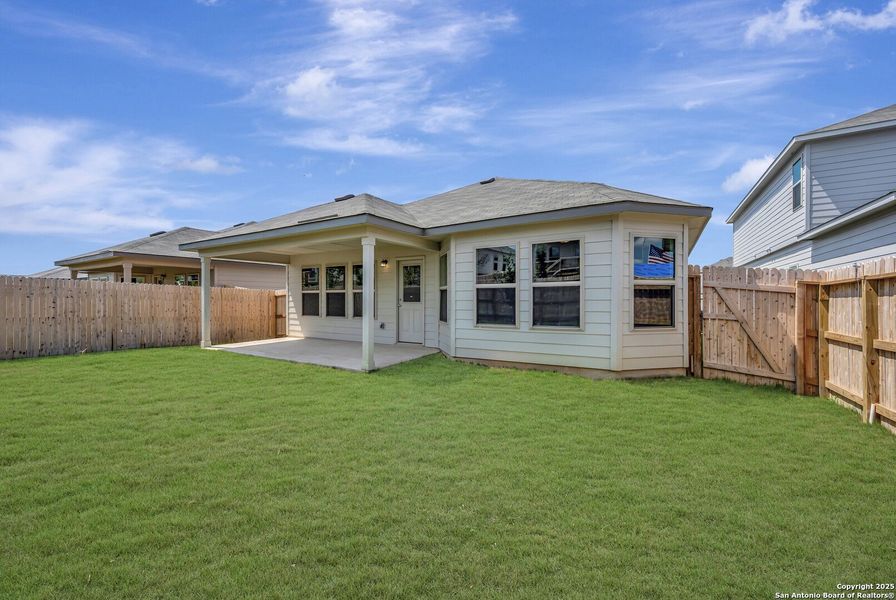 Exterior details and patio area of a home in Mesquite Ridge, San Antonio (Image 16). Exterior details and patio area of a home in Mesquite Ridge, San Antonio (Image 16).