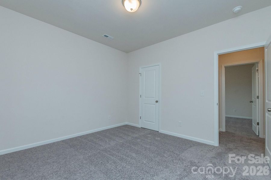 Spacious, unfurnished interior of a new home in Country Club Village, Salisbury (Image 25).
