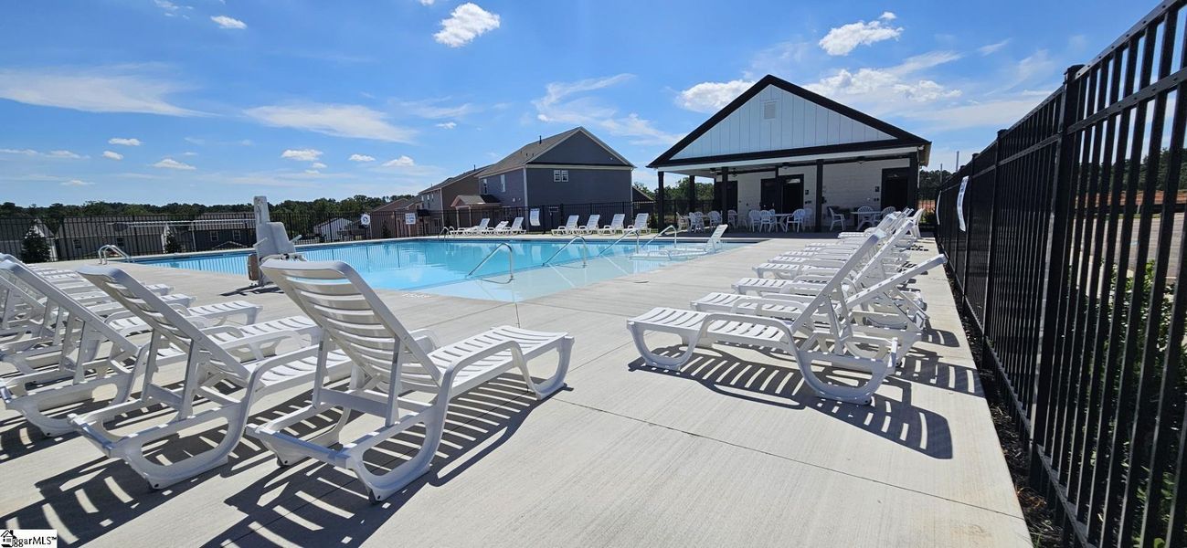 Community amenities in Sedona, Greenville (Image 29).