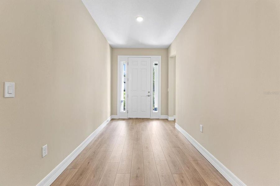 Spacious, unfurnished interior of a new home in , Ocala (Image 18).