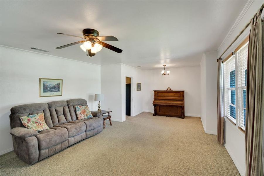 Furnished interior view inside a new home in , Itasca (Image 6).