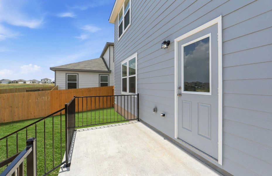Exterior details and patio area of a home in Skyview, Belton (Image 22).