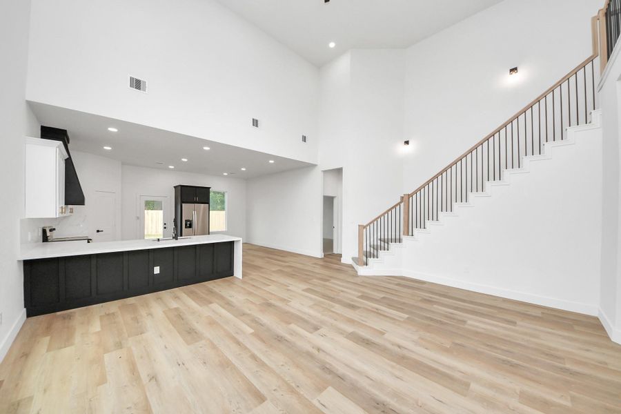 Image 43 of a home in .