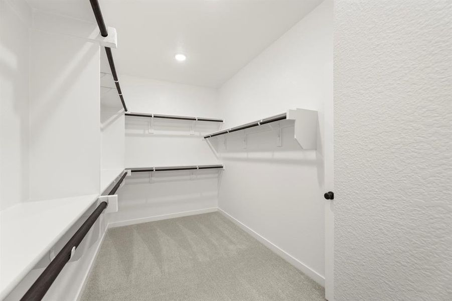 18. 14157 Harden - Closet 18. 14157 Harden - Closet