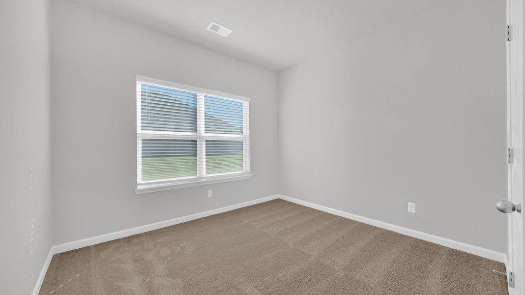 Spacious, unfurnished interior of a new home in Shiloh Springs, Jackson (Image 34).